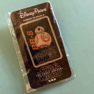 BB8 Star Wars Park Exclusive Collectable Trading Pin